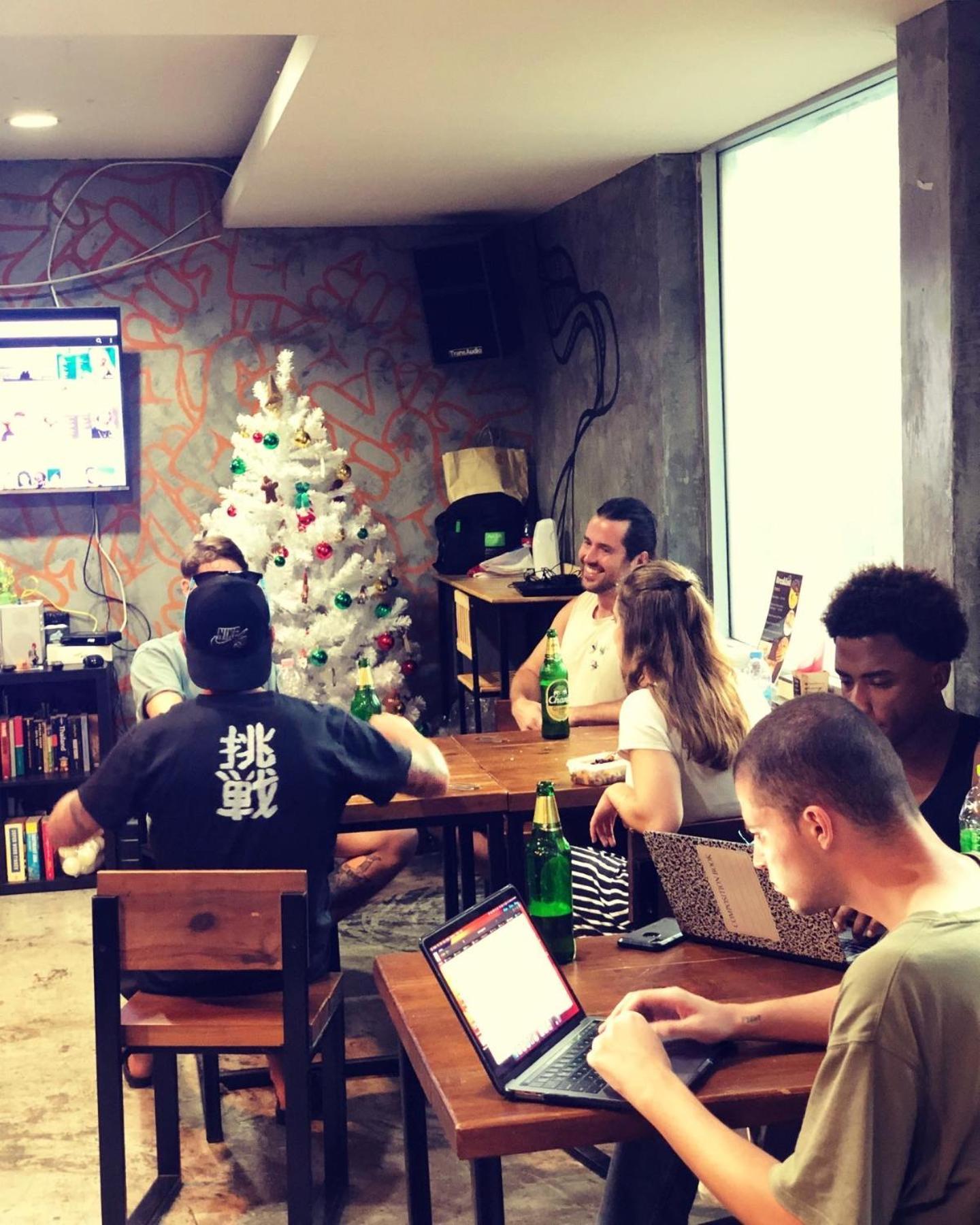 Hostel Revolution Asoke Bangkok Exteriér fotografie