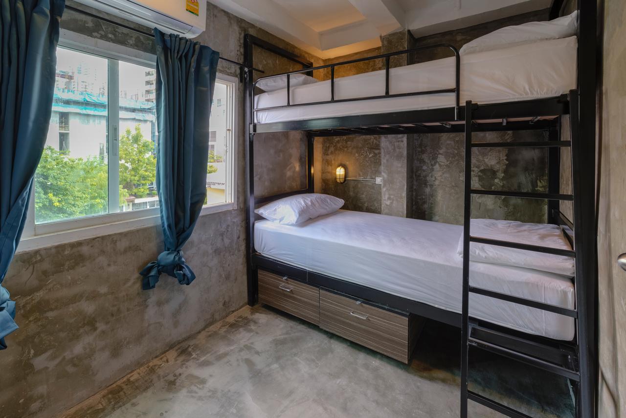 Hostel Revolution Asoke Bangkok Exteriér fotografie