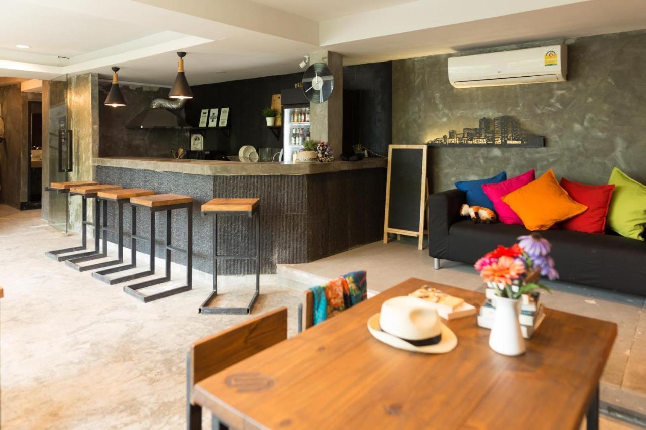 Hostel Revolution Asoke Bangkok Exteriér fotografie